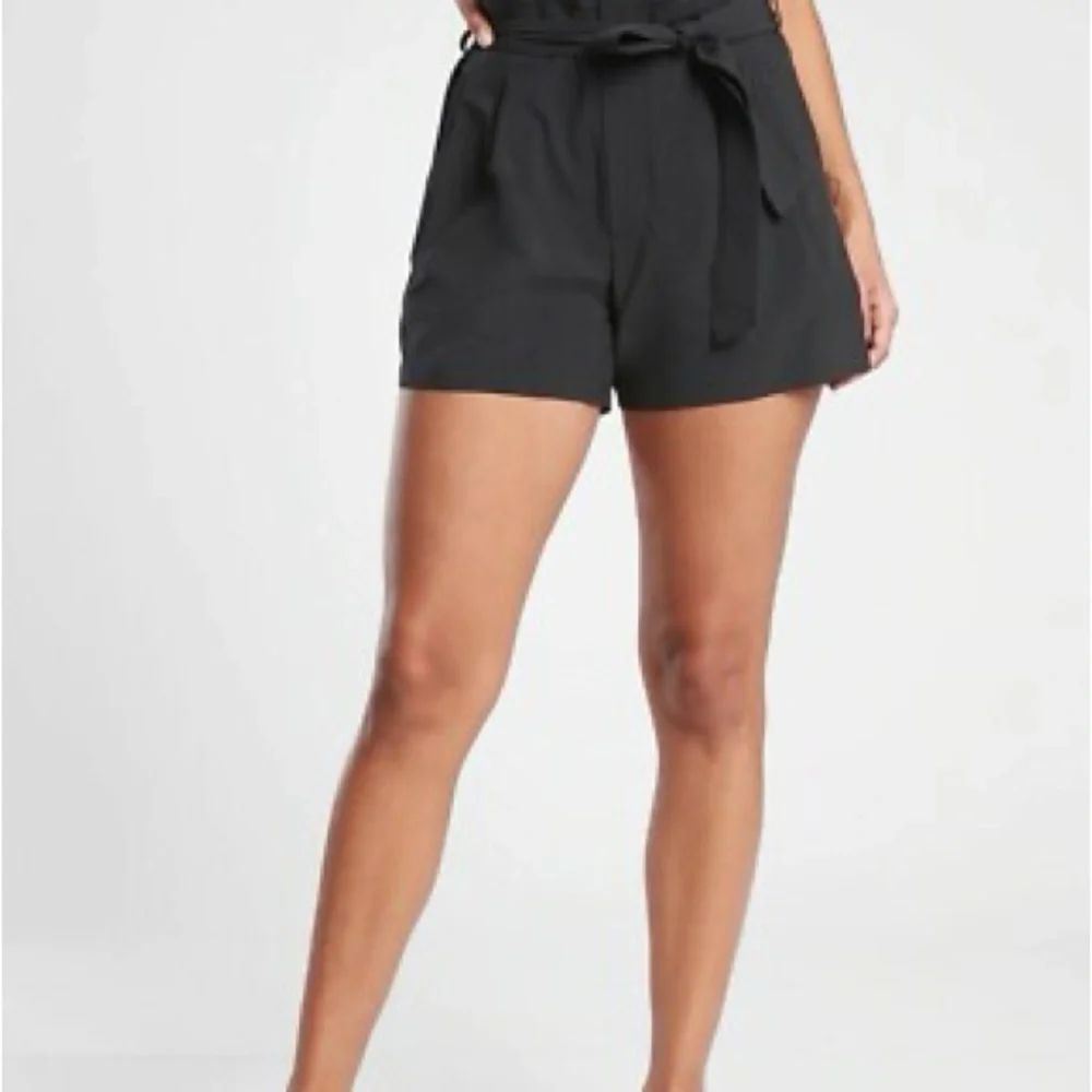 Athleta Women’s Skyline Short II Black Size 18 - Picture 1 of 5